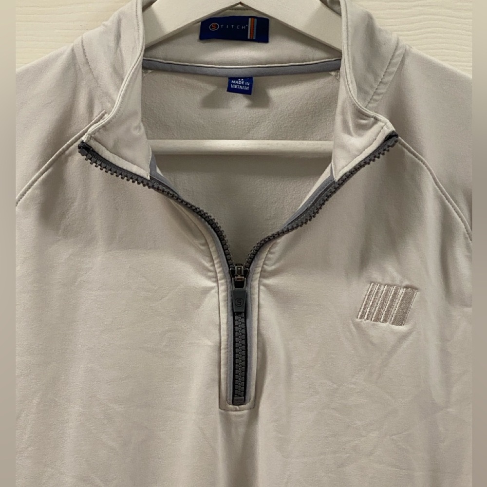 Stitch Golf Gray Quarter-Zip/ Med
